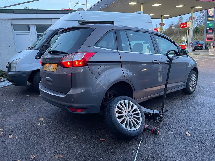 Mobile Tyre Fitting